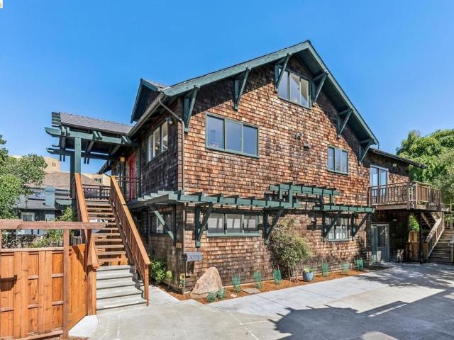 Condo for sale in Berkeley, California