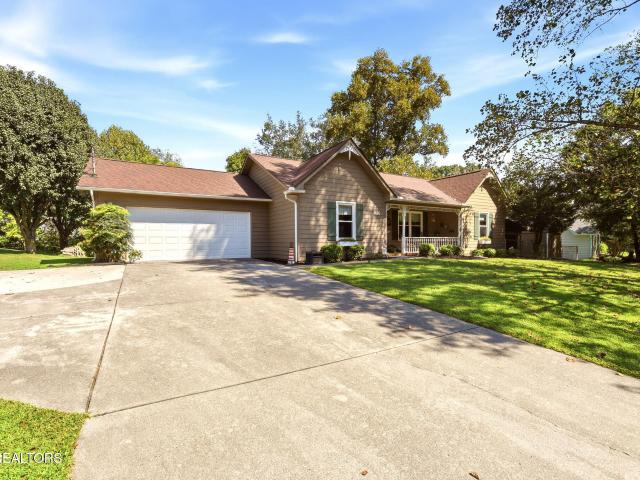House for sale in Laurel, Clinton