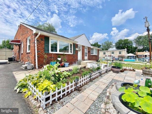 Townhouse for sale in Delco, Pennsylvania