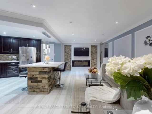 Condo for sale in Woburn, Ontario