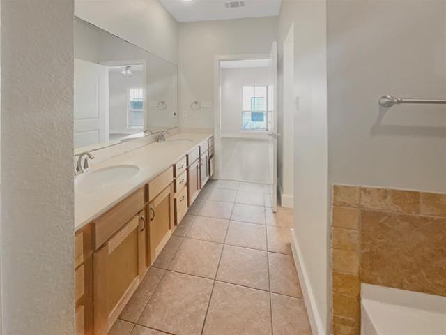 Townhouse for sale in Dallas