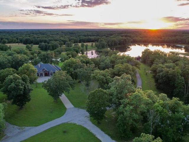 Farm for sale in Harrisburg, Missouri