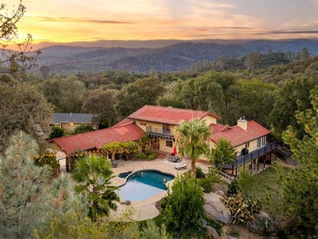 House for sale in Penn Valley, California
