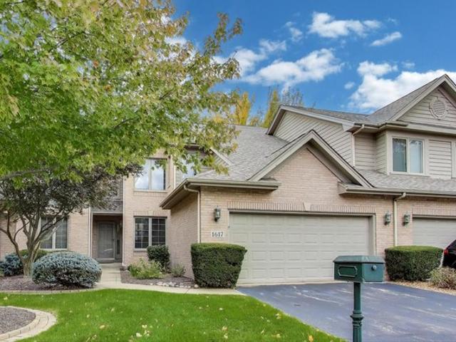 Townhouse for sale in Munster, Indiana