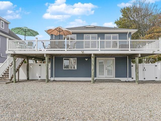 House for sale in Lanoka Harbor, New Jersey