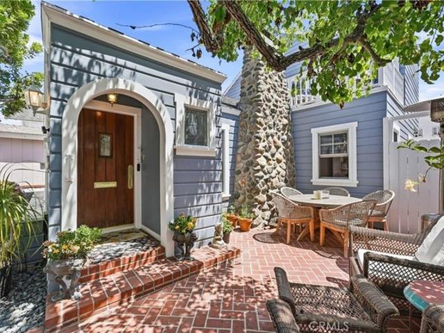 House for sale in Corona Del Mar, California