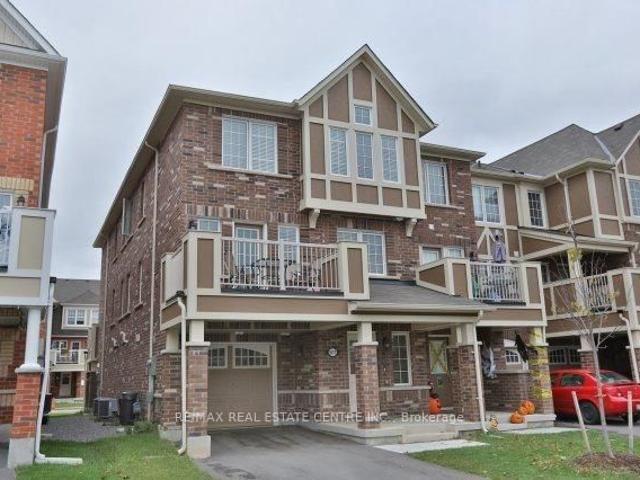 Townhouse for sale in Woburn, Ontario