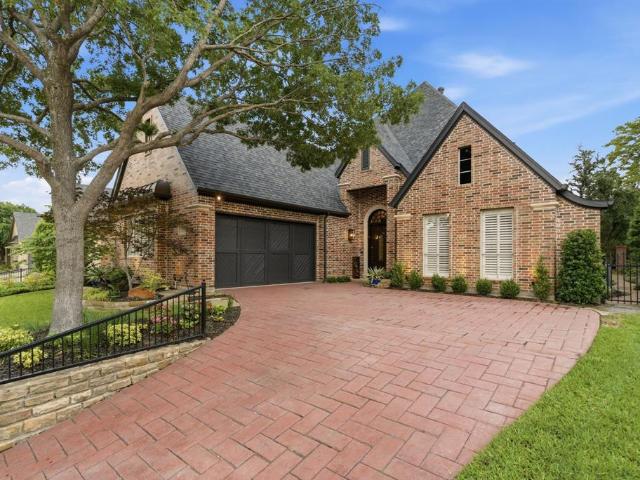 House for sale in Colleyville, Texas