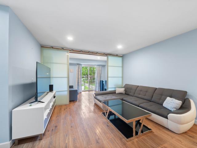 Condo for sale in Arlington Heights, Illinois