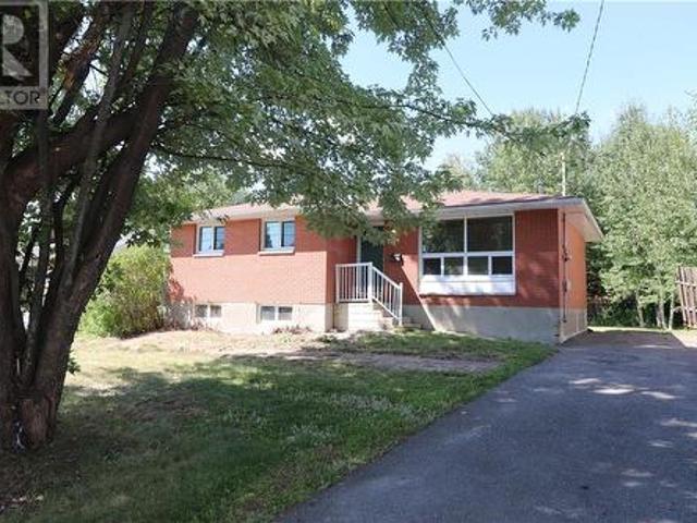 House for sale in Wanup, Ontario