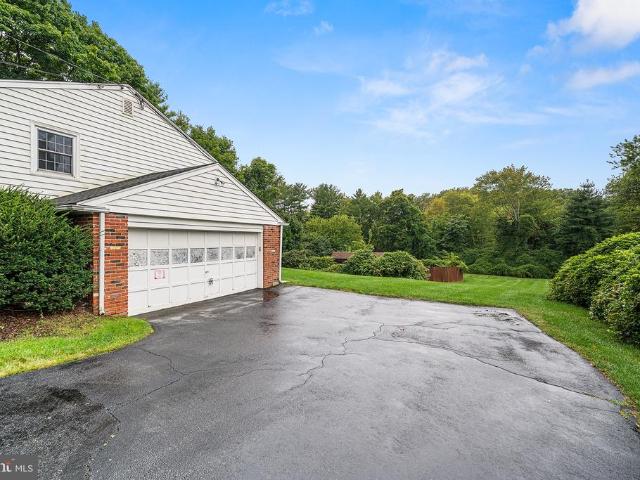 House for sale in Rocky Hill, East Goshen Township
