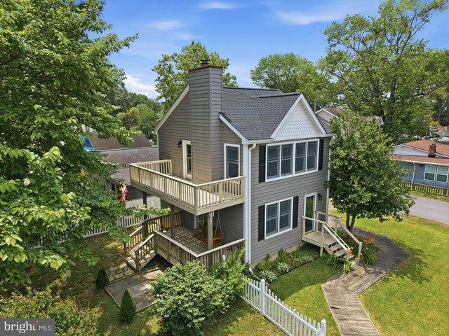 House for sale in Shady Side, Maryland