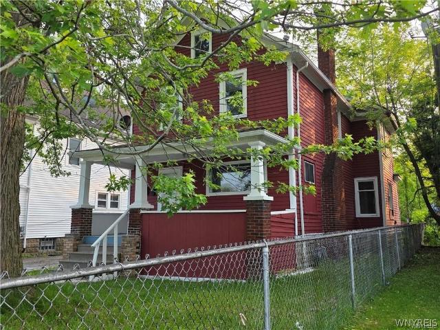 House for sale in Niagara, New York