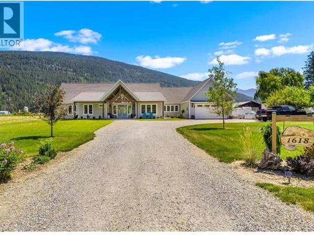 House for sale in Creston, British Columbia