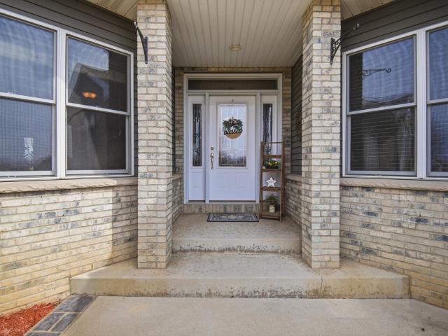 House for sale in Lansing Township, Mower County