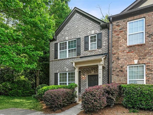 Townhouse for sale in East Point, Georgia