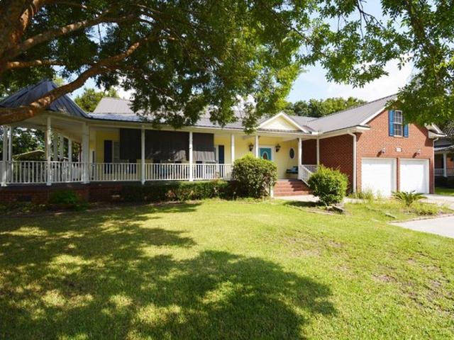 House for sale in Moncks Corner, South Carolina