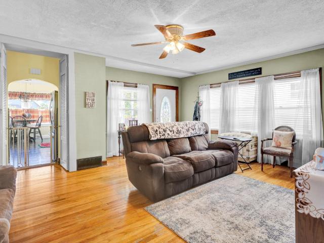 House for sale in Bedford, Indiana