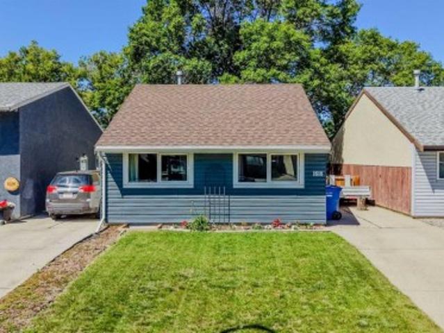 House for sale in Lethbridge, Alberta