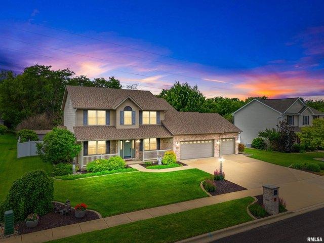 House for sale in Washington, Illinois