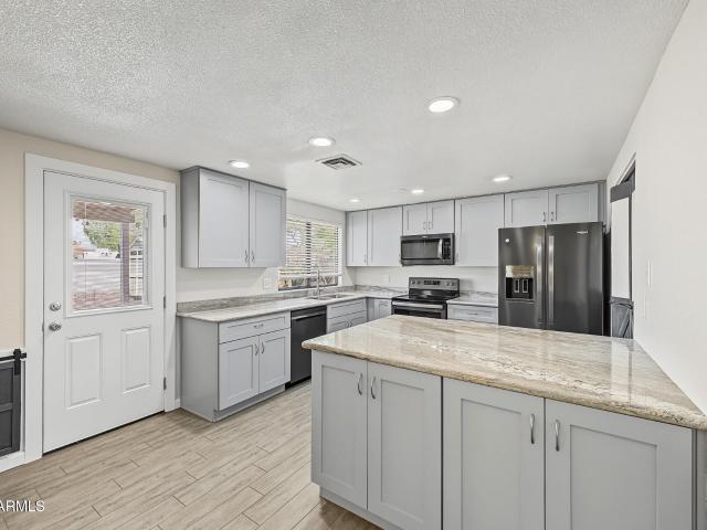 House for sale in Silvergate II, Chandler