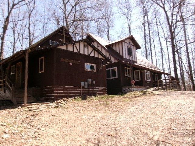 House for sale in Springbrook, Wisconsin