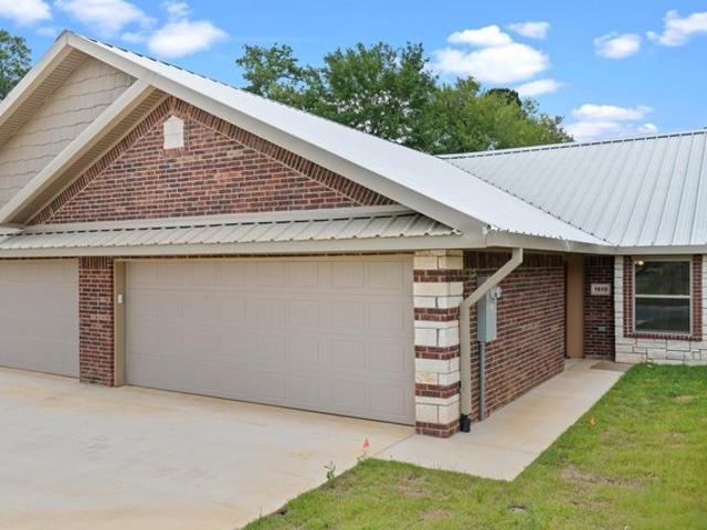 Townhouse for sale in Longview, Texas