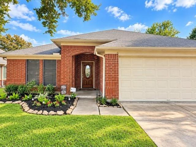 House for sale in Fresno, Fort Bend County