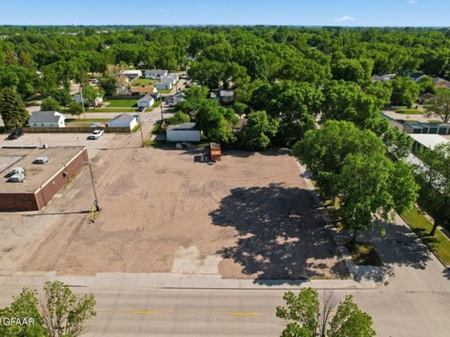 Land for sale in Grand Forks, North Dakota