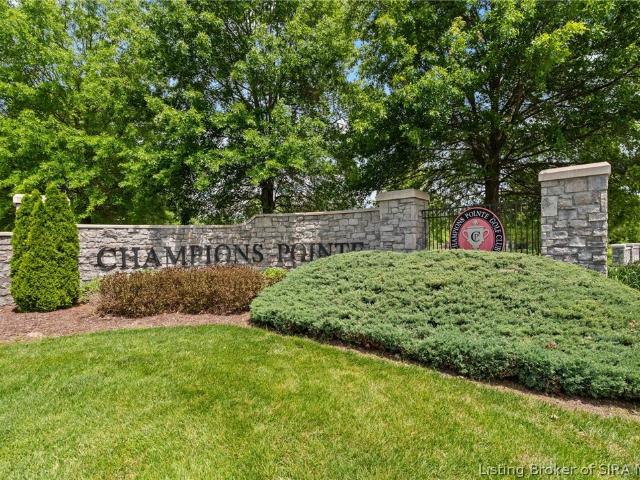House for sale in Henryville, Clark County