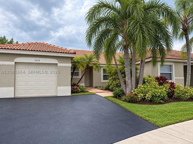 Condo for sale in Weston, Florida