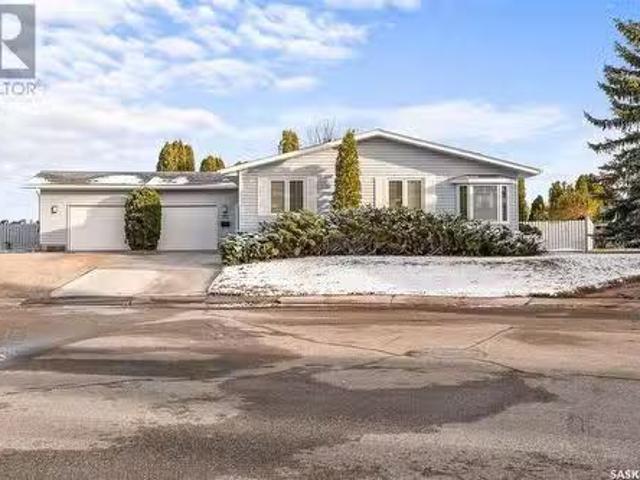 House for sale in Moose Jaw, Saskatchewan