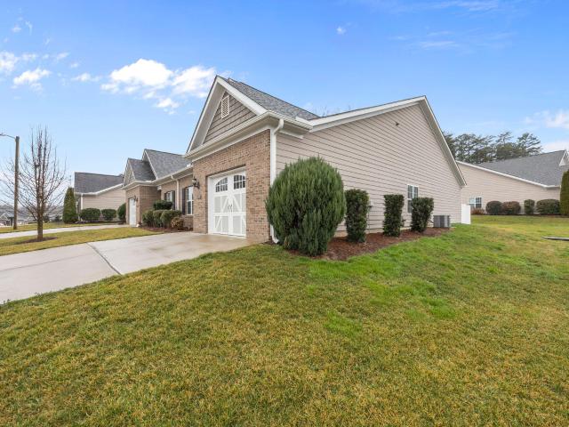 Townhouse for sale in Alamance, North Carolina