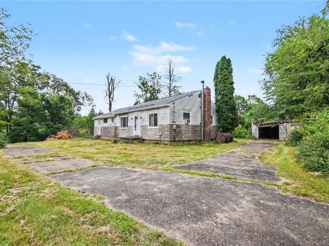 House for sale in Clinton, Pennsylvania