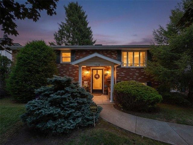 House for sale in New Castle, Pennsylvania