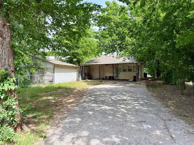 House for sale in Chickasha, Oklahoma