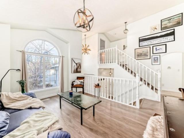 House for sale in Wedgewood, Alberta