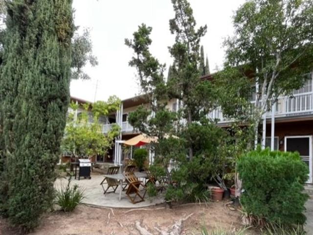 Apartment for rent in Glendale, California