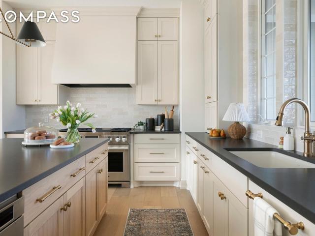 House for sale in Hennepin, Minnesota