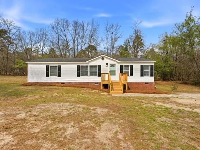 House for sale in Gaston, South Carolina