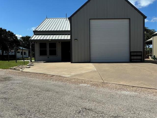 House for sale in Whitney, Texas