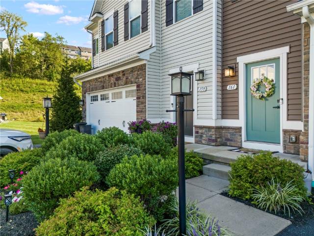 Townhouse for sale in Lawrence, Pennsylvania