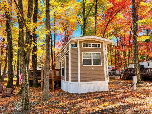 House for sale in Dingman Township, Pike County