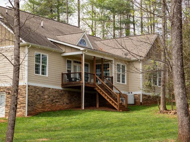 House for sale in Purlear, North Carolina