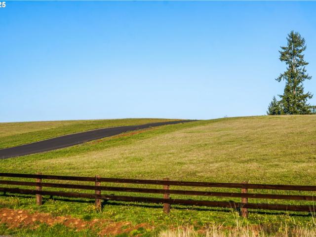 Land for sale in Castle Rock, Washington