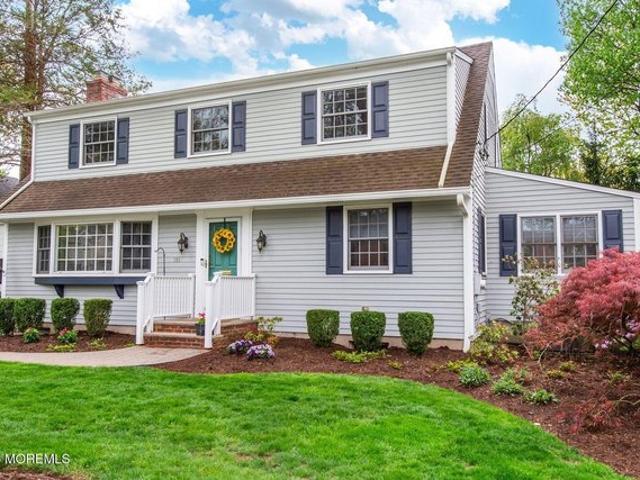 House for sale in Wyckoff, New Jersey