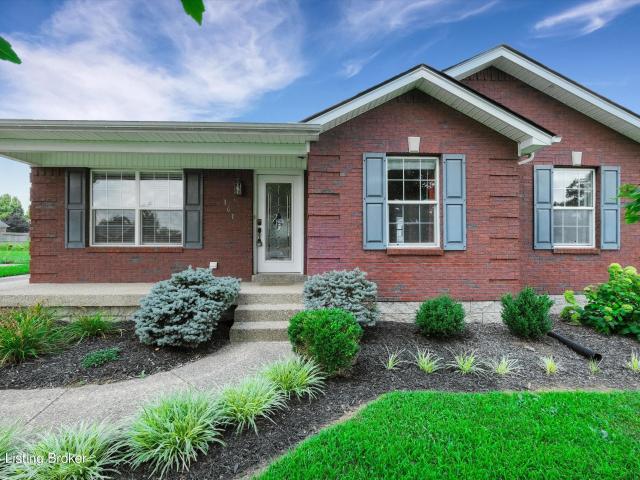 House for sale in Mount Washington, Kentucky