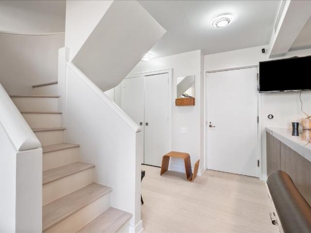 Condo for sale in Chicago Park, Illinois