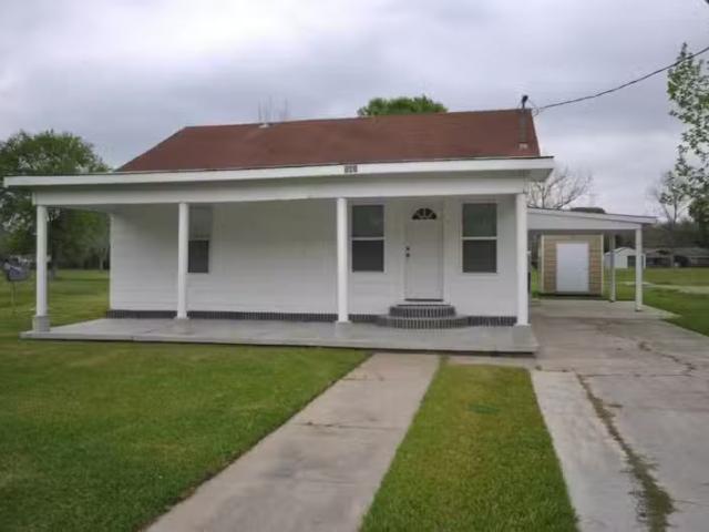 House for rent in Sulphur