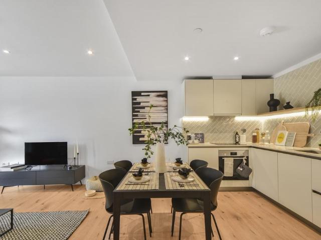 Apartment for rent in Pepys Estate, Greater London